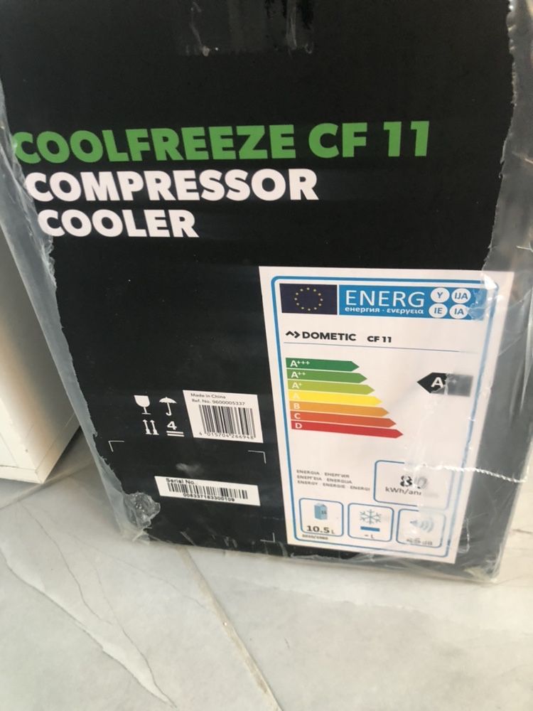 DOMETIC CoolFreeze CF 11, Cool Box 10.5 Liters (New Version)