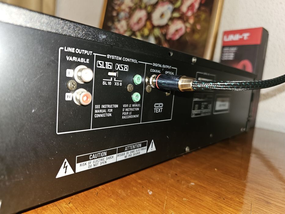 Kenwood DP-R 7090 5 Disc CD Player + TELECOMANDA