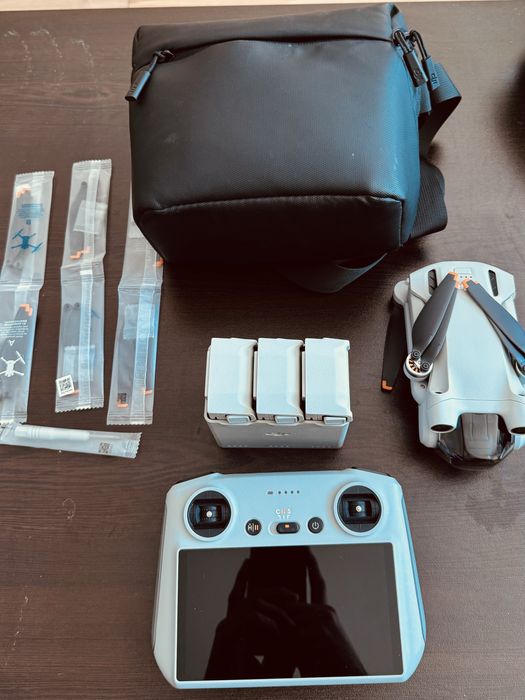 DJI Mini 3 pro fly more combo