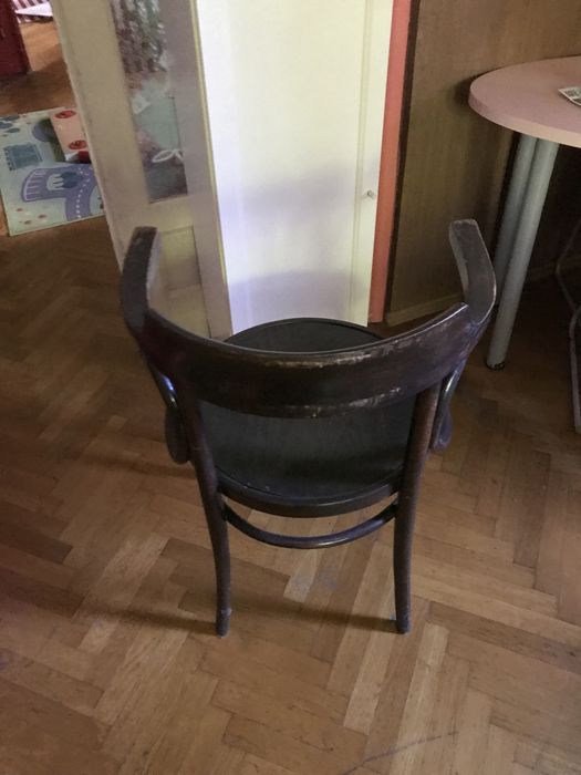Scaune lemn / 5 buc / vechi / vintage / design deosebit