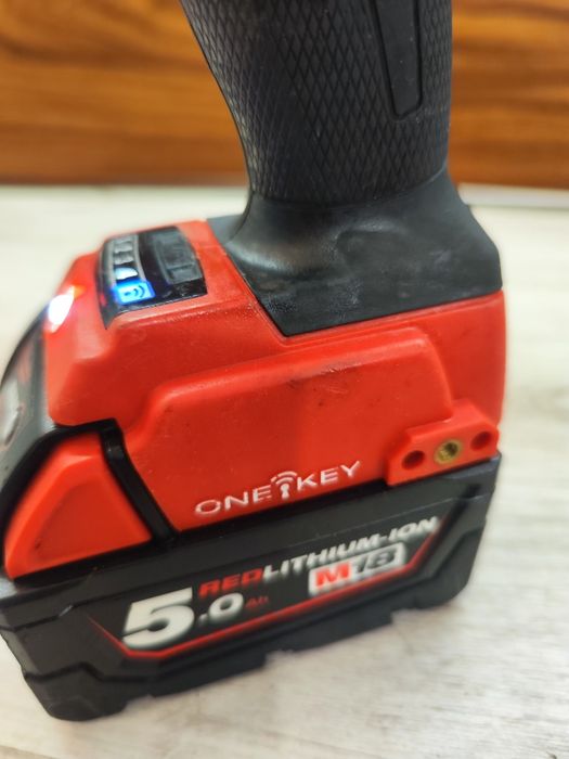 Pistol de impact 2100 Nm Milwaukee M18 ONEFHIWF 1/2