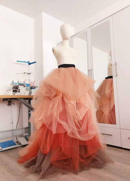 Цветна и обемна пола от тюл на слоеве Бал Сватба Булчинска Рокля