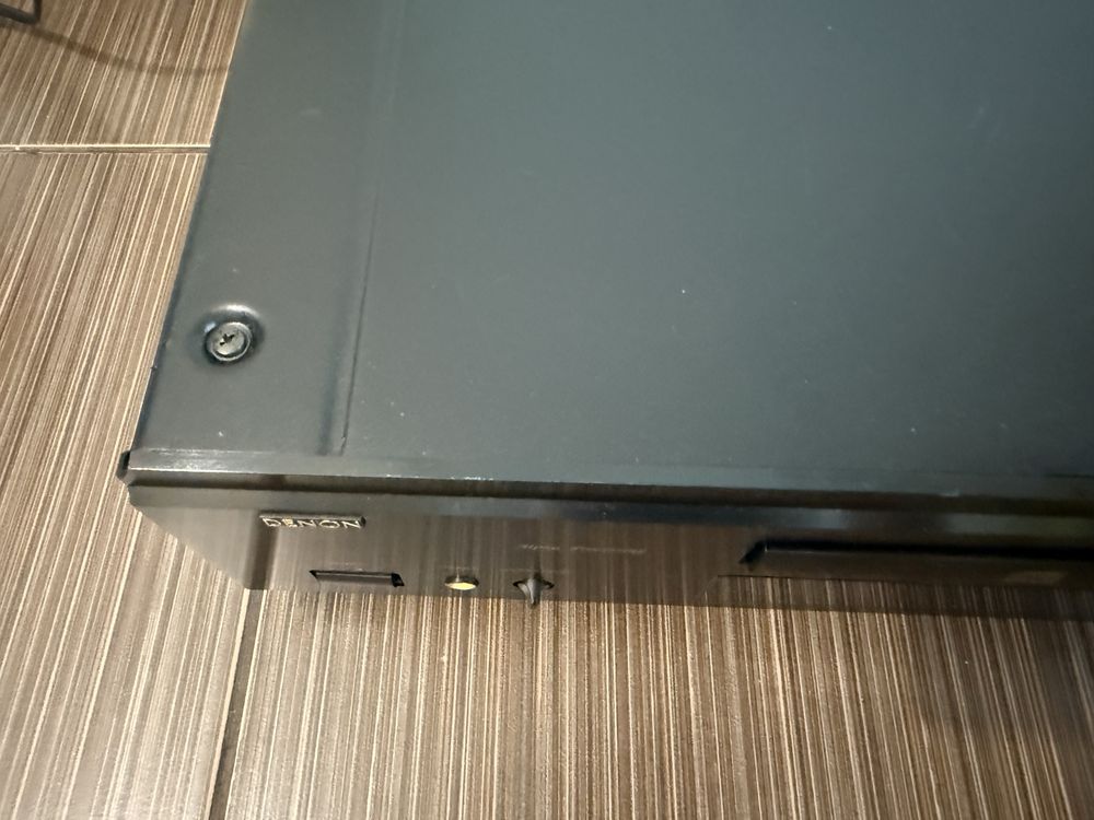 Denon DCD-1550ar Качествен CD player