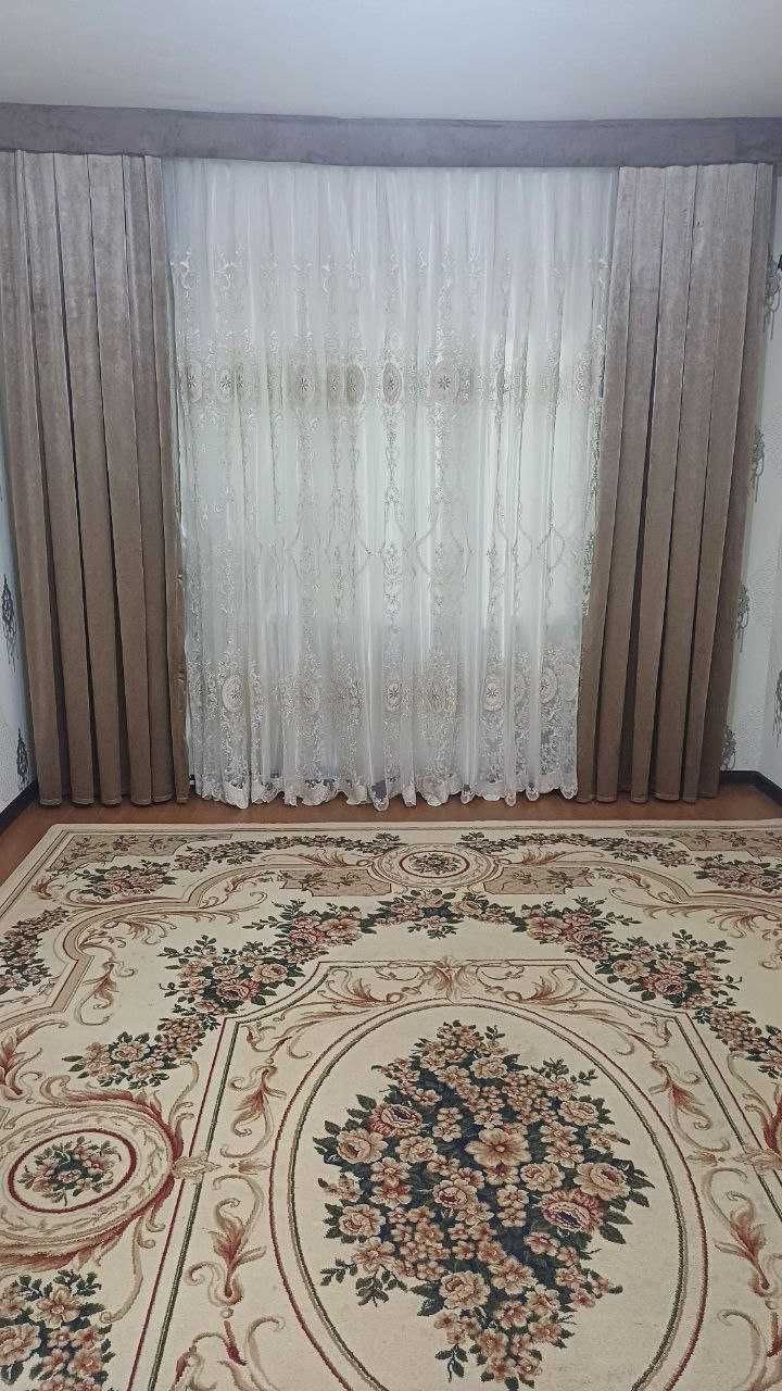 3 хонали уй сотилади. Жиҳозлари билан.