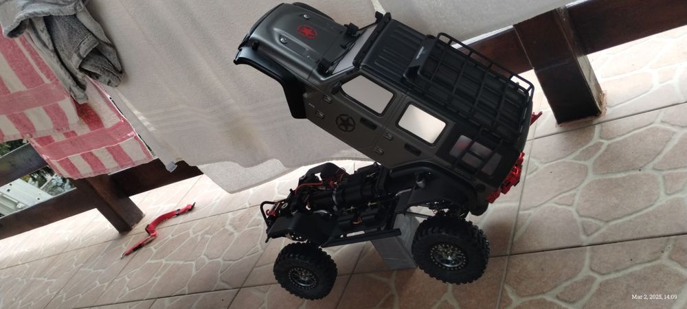 Crawler 1:10 model Absima Sherpa