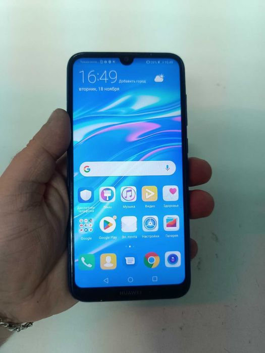 Продам смартфон Huawei Y7 2019 без трещин, все работает