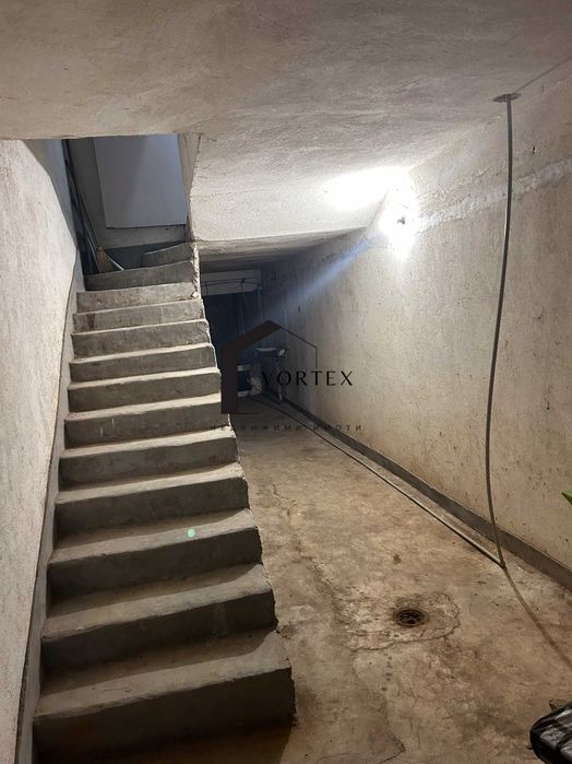 Продава се Магазин в с. Веринско, Област София-област - 521 кв.м за 327 €/кв.м - Снимка #16