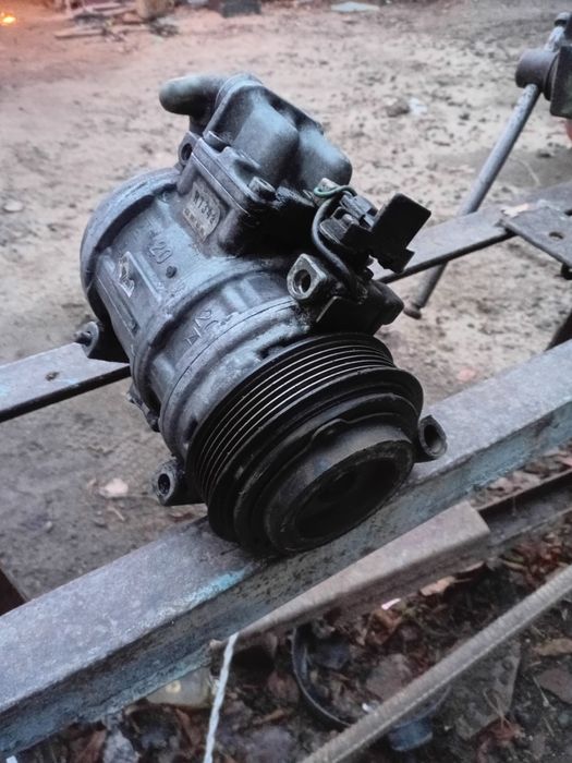 Моторчик кондиционер Мерс 124