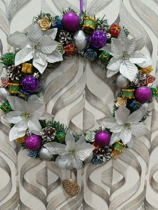 Продам новогодний венок