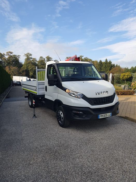 Iveco 35c16 basculabil+macara