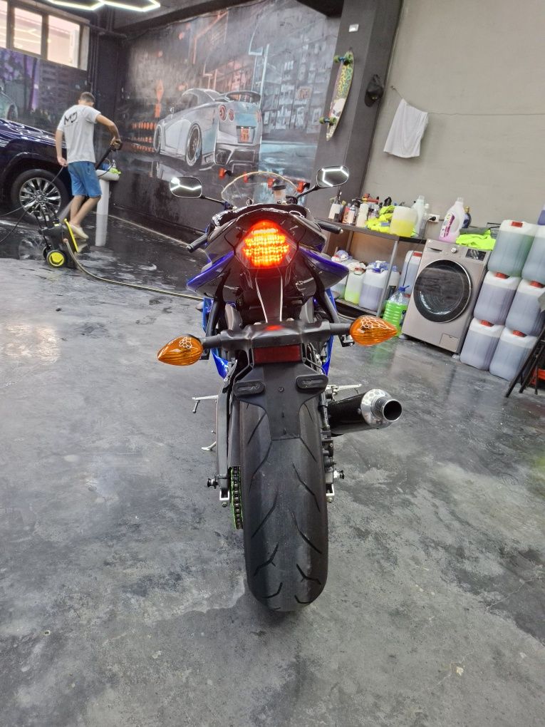Yamaha YZF-R6 sotiladi