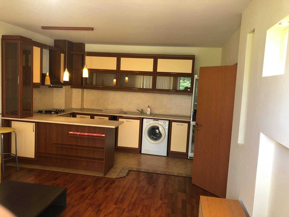 Дава се под наем Тристаен апартамент в Пловдив, Централна гара - 90 кв.м за 275.4 € - Снимка #3