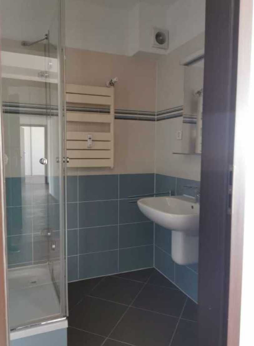 Apartament 4 Camere - Piata Centrala (cu parcare privata)