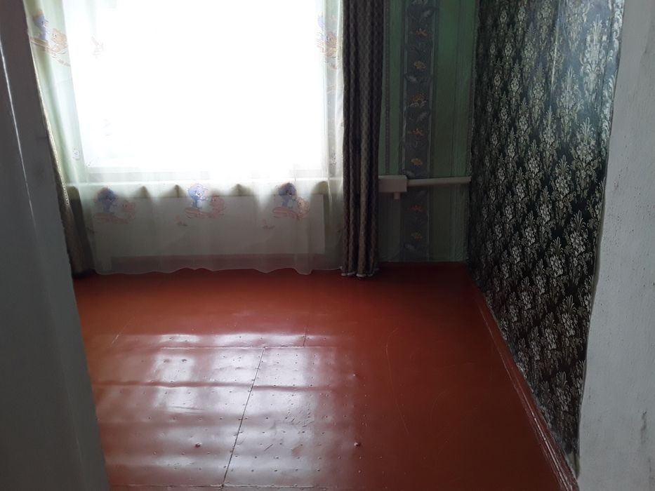 Дом рядом с трассой