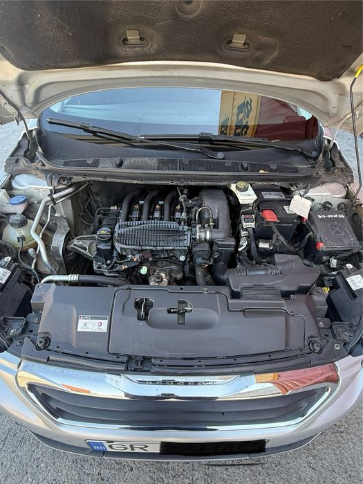 Peugeot 308 hatchbak 1.2