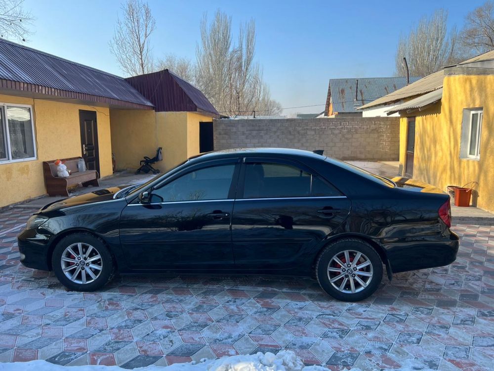 Toyota Camry 30 2.4л