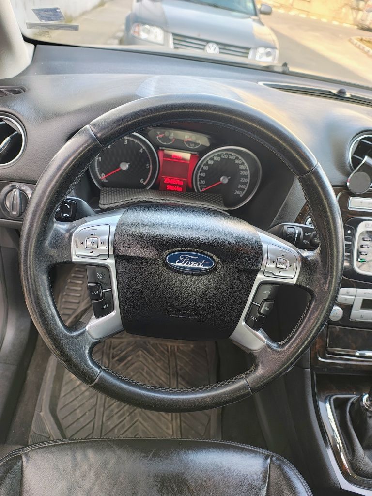 Форд Мондео 2.0 TDCI