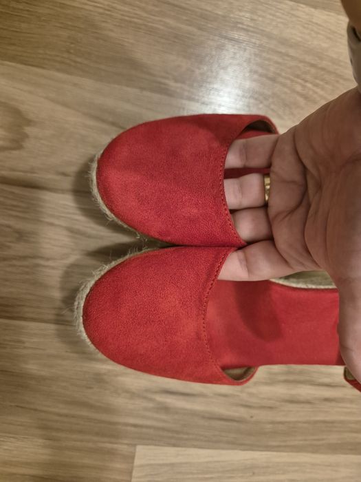 Sandale/ espadrile rosii