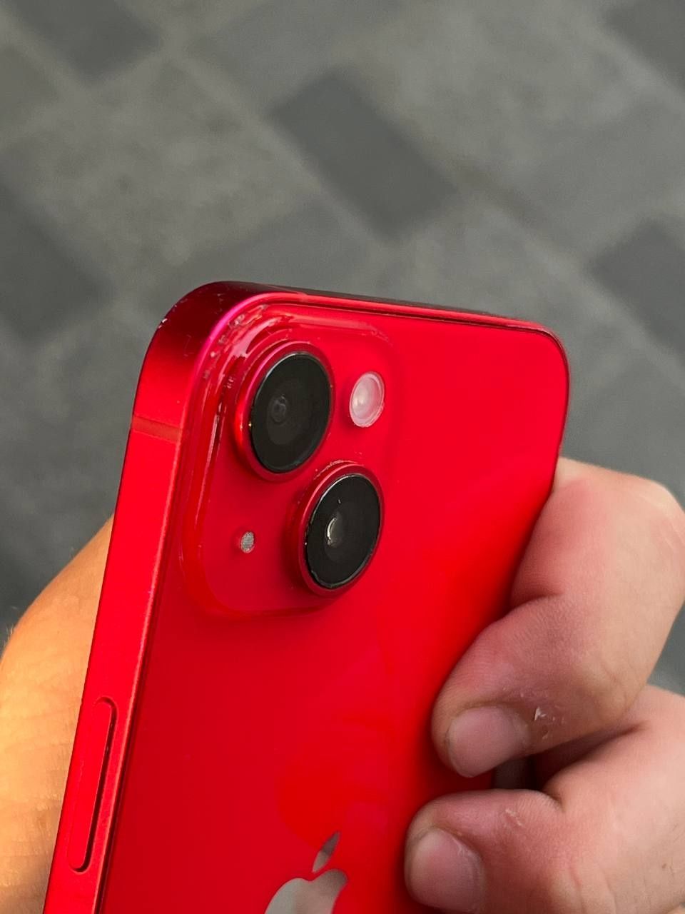Iphone 14 red product