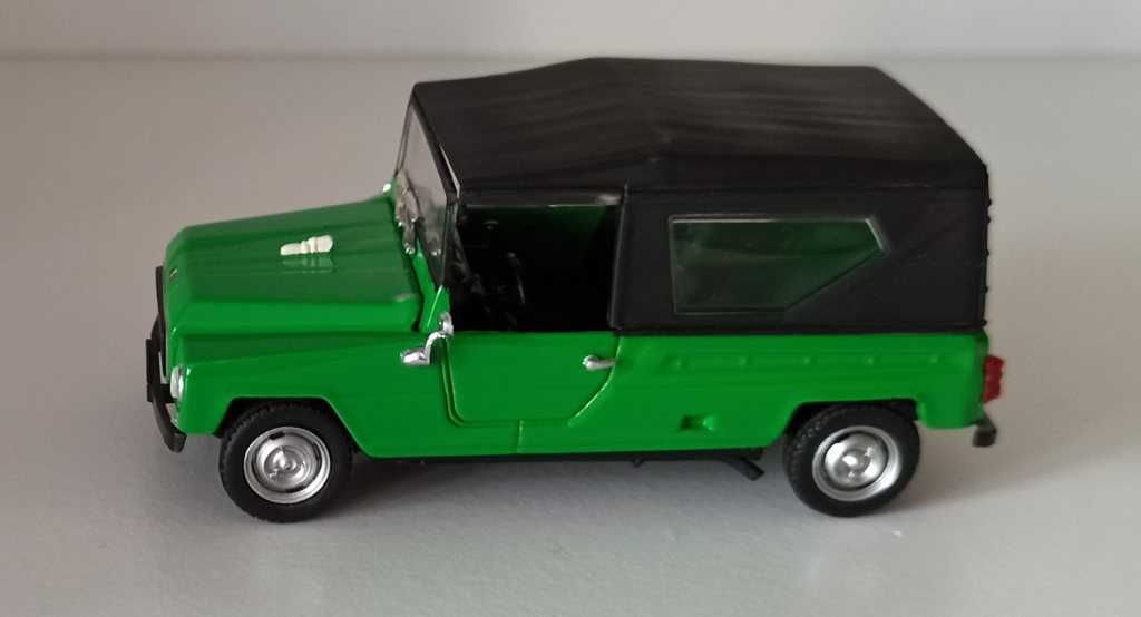 Macheta Renault Rodeo 1971 (soft top detasabil) - Norev 1/43