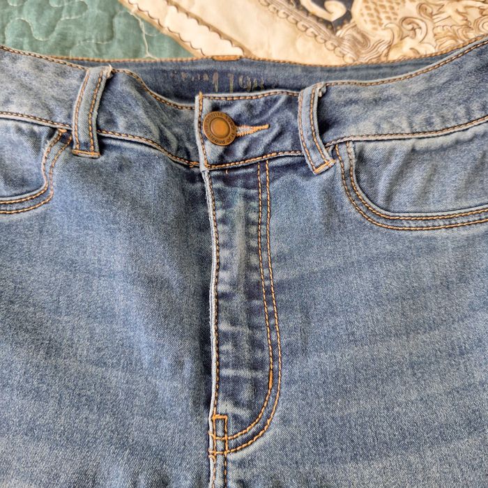 Pantaloni damă, mărime 36