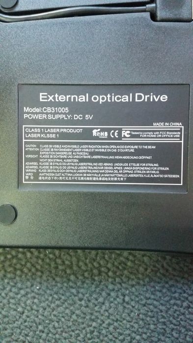 Vând cititor extern de cd uri și dvd uri