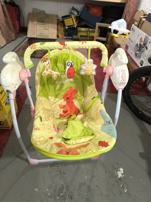 Продам шезлонг качалка