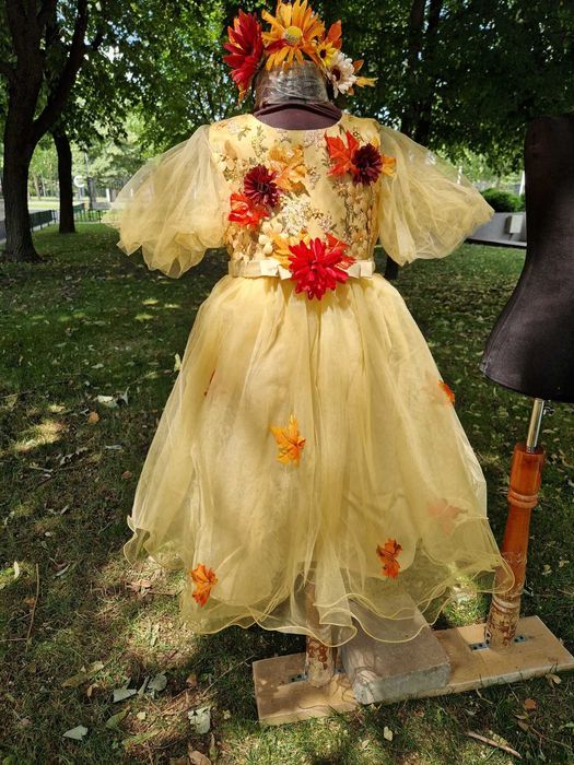 ROCHIE + BENTITA  ZANA regina anotimpuri toamna iarna primavara vara