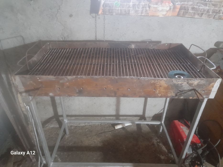 Vănd grătar bun si gros