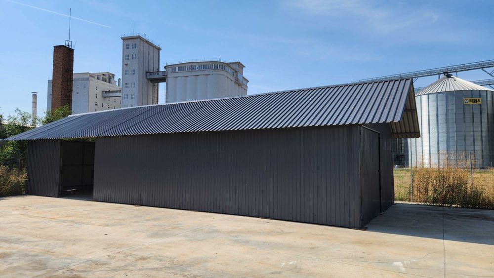 Platforma industriala betonata 4000 mp cu Birouri si hala Santandrei