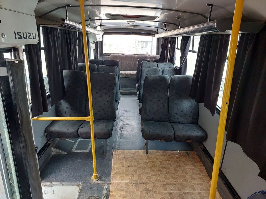 Isuzu srochno sotiladi