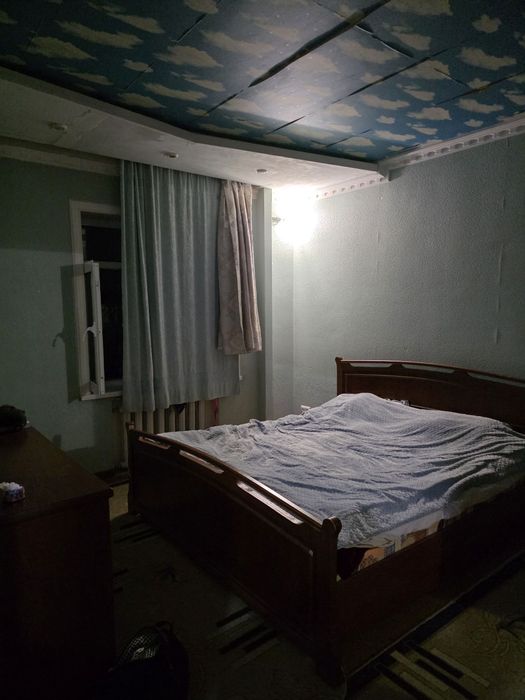 Продаётся  2- х комнатная квартира.  КИБРАЙ. Центр.