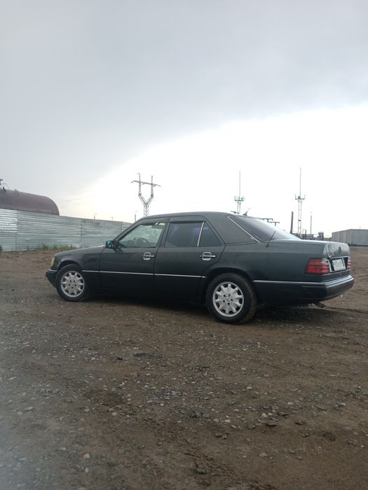 Продам Мерседес E 200