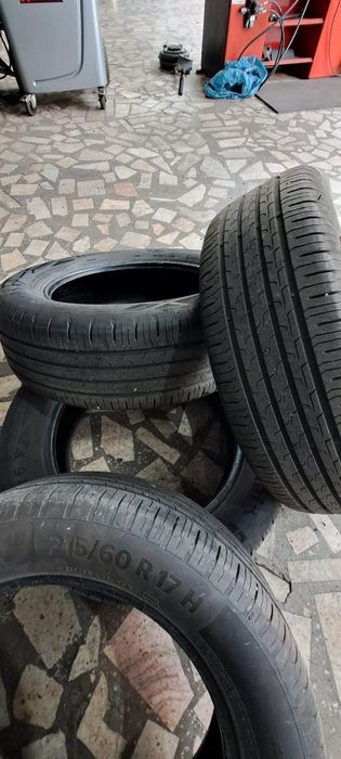 Se vând 4 anvelope vara Eco contact 6 Continental  215/60R17