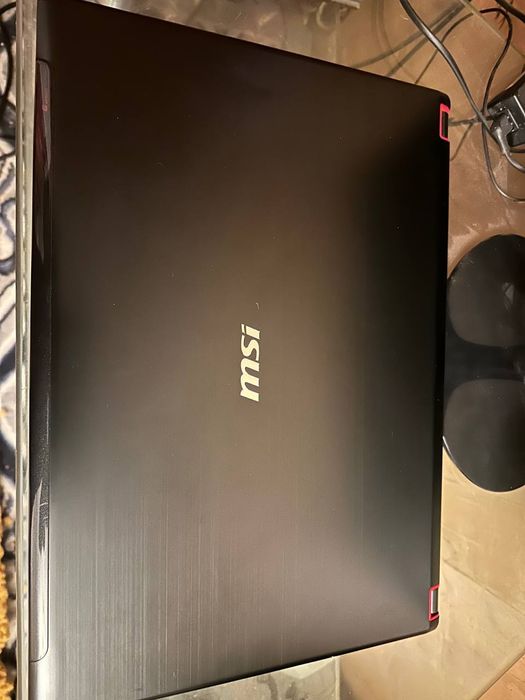 Продам ноутбук MSI