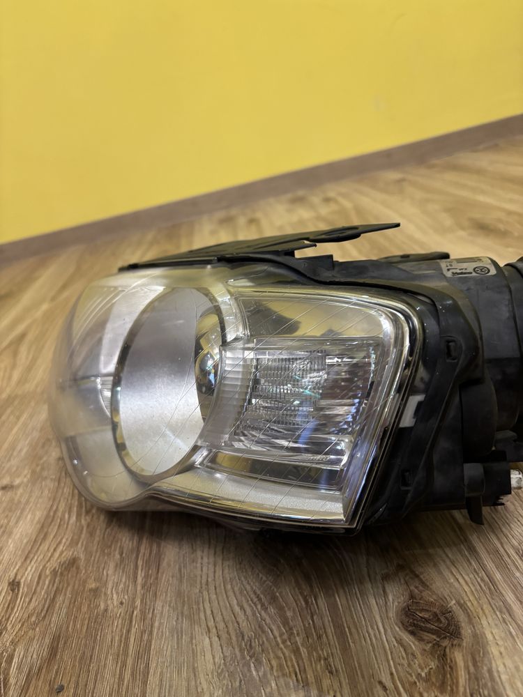 Ляв фар Valeo VW PASSAT B6