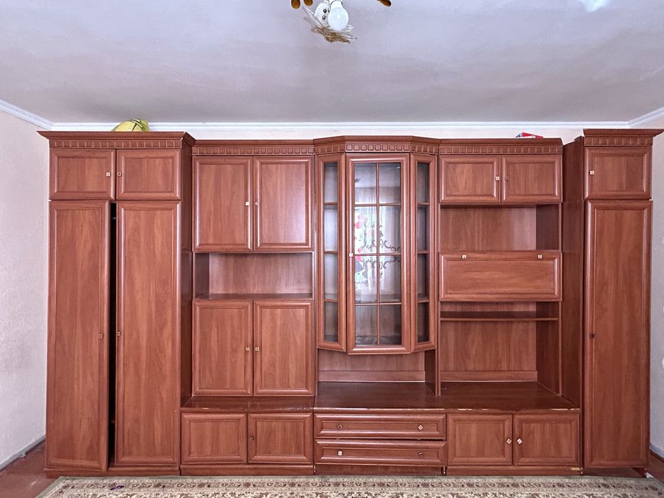 Гарнитур сатылады.