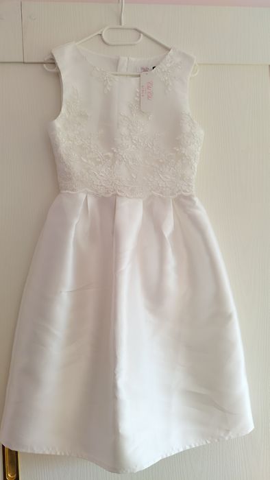 Официална бяла рокля