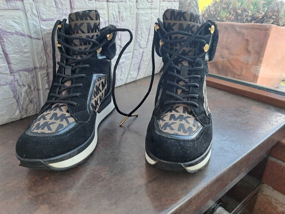 дамски боти,зимни обувки,ботуши на платформа,MICHAEL KORS номер38,