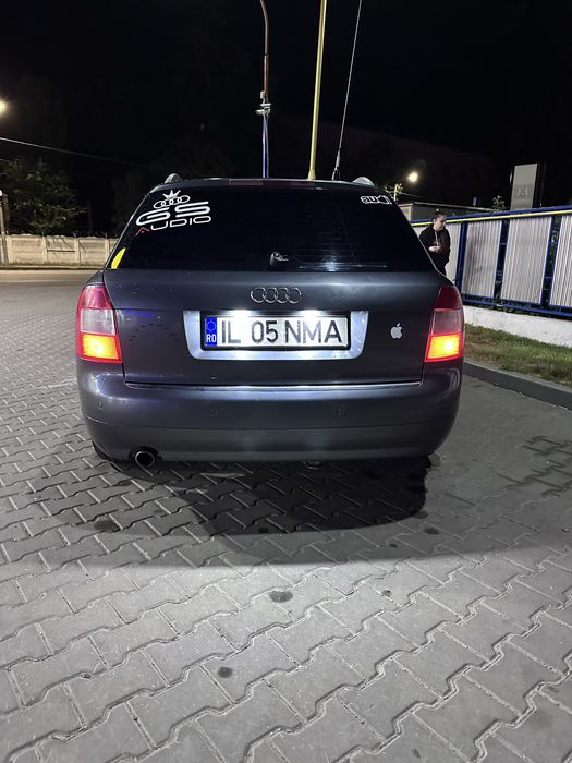 Audi A4 b6 , 1.6 benzina!!