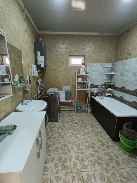 Ховли Сотилади Бозор Оркаси 4,5 соток