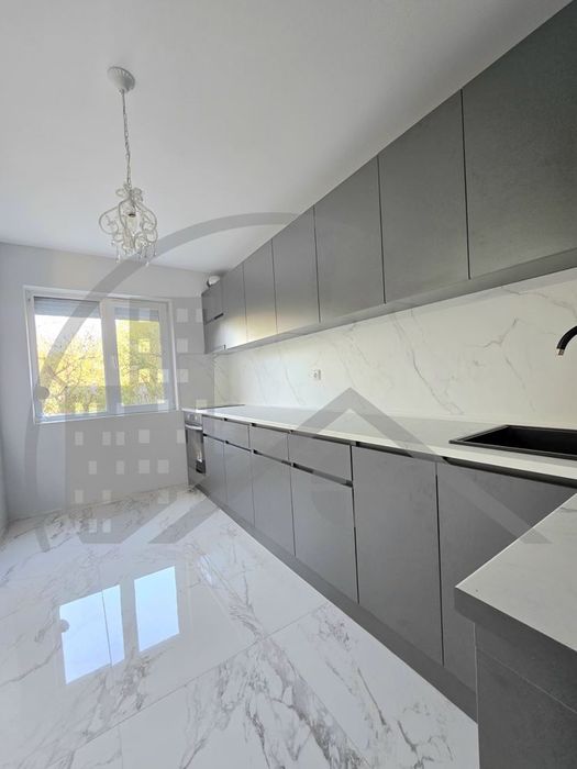 Продава се Етаж от къща в Добрич, Червената пръст - 100 кв.м за 1530 €/кв.м - Снимка #10