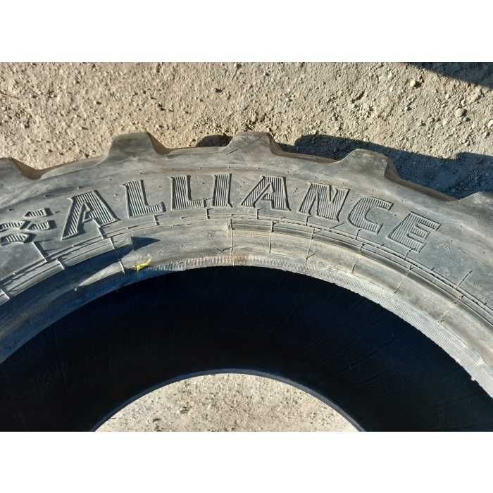 Anvelope 460/70R24, 17.5R24, și 17.5-24 marca ALLIANCE.