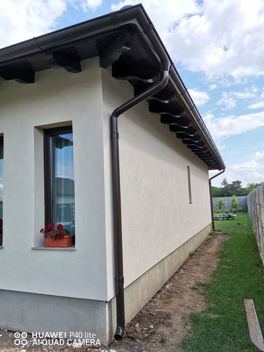 Executam ,reparam și montam jgheaburi și burlane  reparatii  acoperis