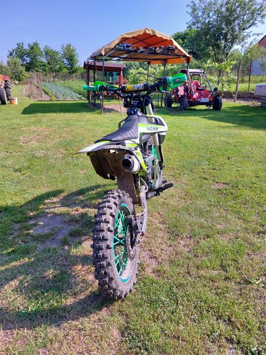 Motocross ultra 125 îl am de 3 luni