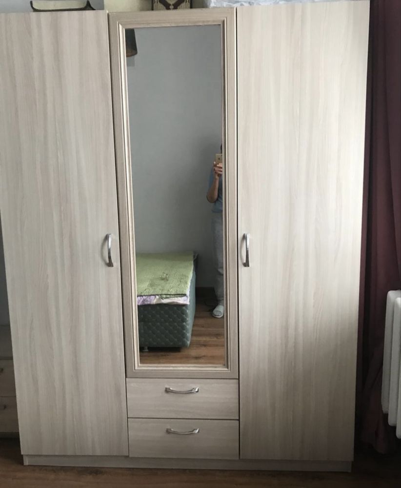 Шкаф в отл состояний