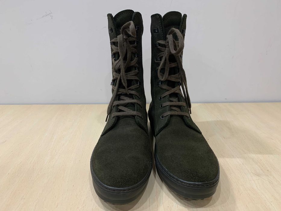 Ghete dama Tod's combat din piele intoarsa cu talpa Vibram 39