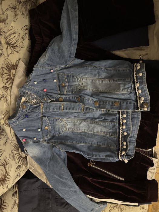 Отдам бесплатно детскую одежду для девочки 7-10 лет