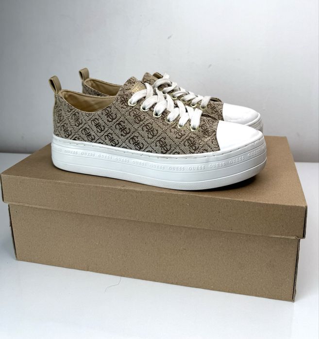 Guess Brigs 4G  ( 37) Маратонки за бягане