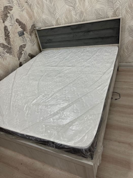 Продаю кроваты двухместные и одноместные